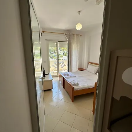 Fm 4 * Vlorë